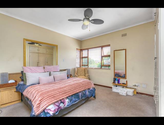 3 BEDROOM HOUSE FOR SALE IN LONEHILL
